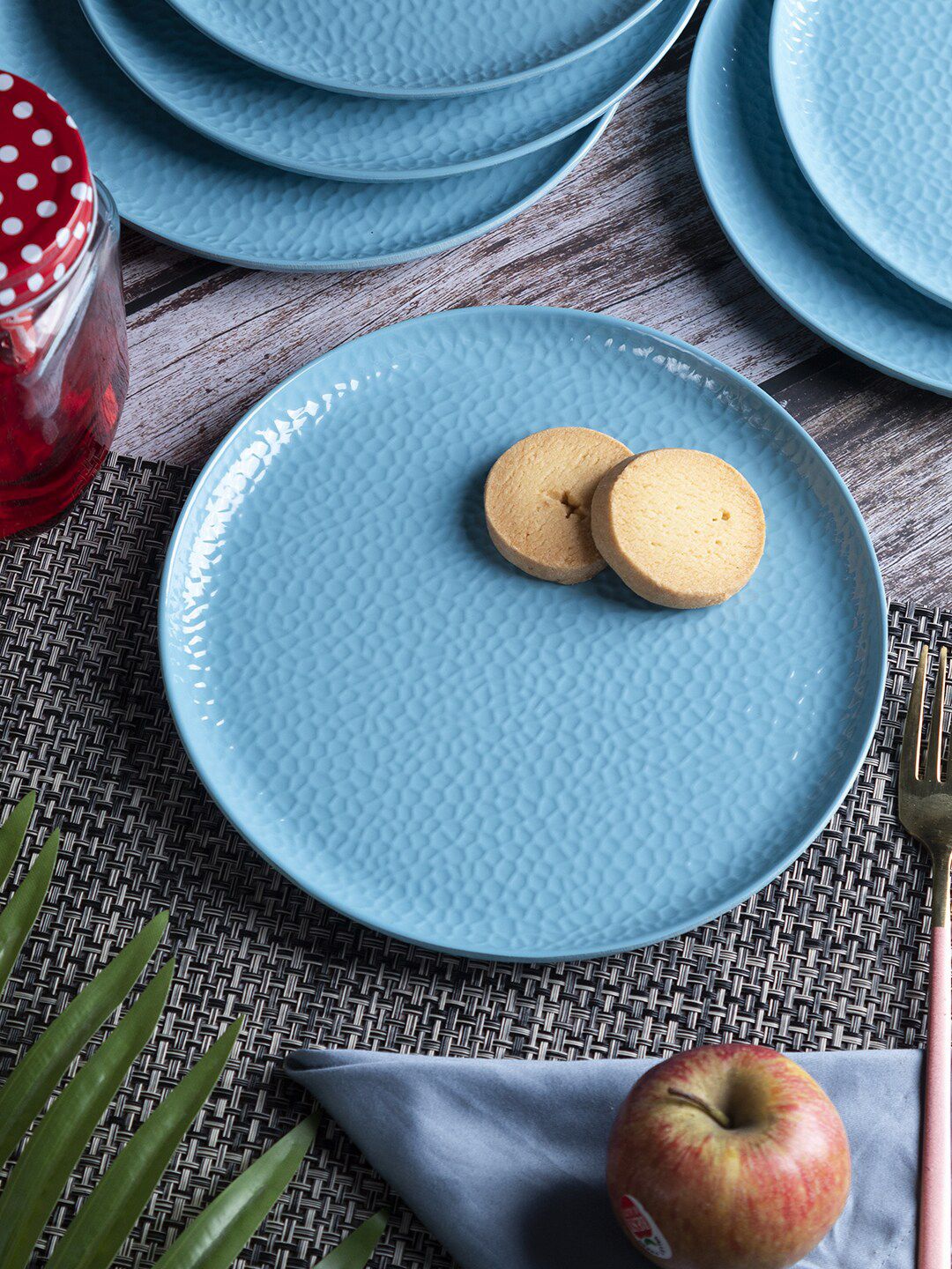 MARKET99 Turquoise Blue 6 Pieces Melamine Glossy Plates Price in India