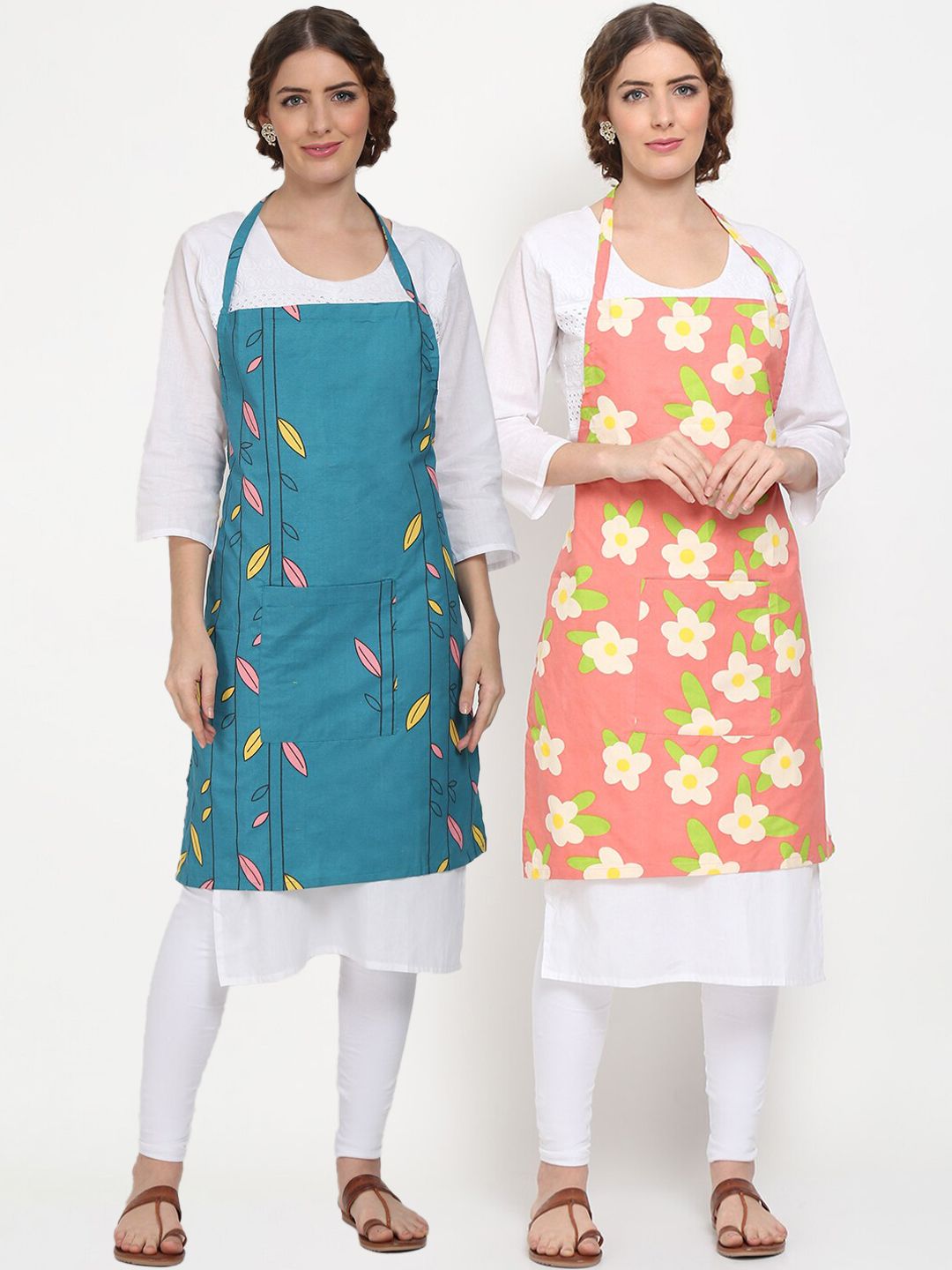TAG 7 Pack of 2 Printed Aprons Price in India