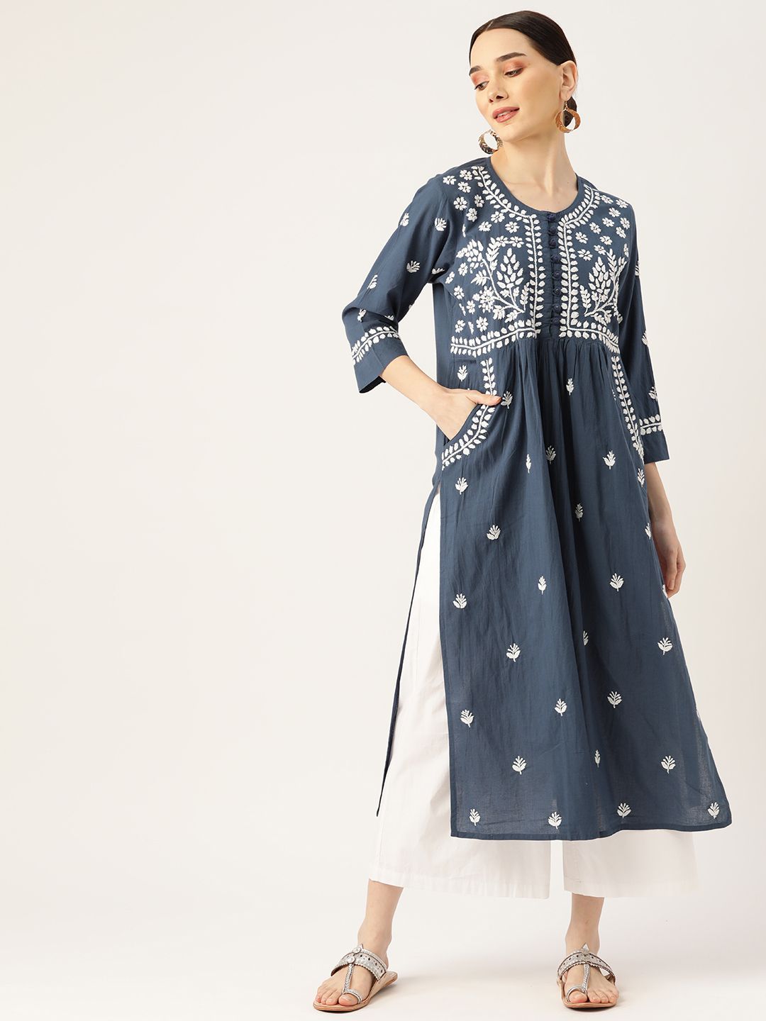 HOUSE OF KARI Women Blue & White Floral Indigo Kurta Price in India