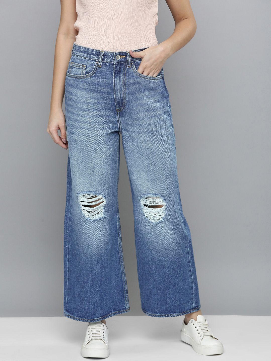 Flying Machine Women Blue Wide Leg Slash Knee Heavy Fade Stretchable Jeans Price in India