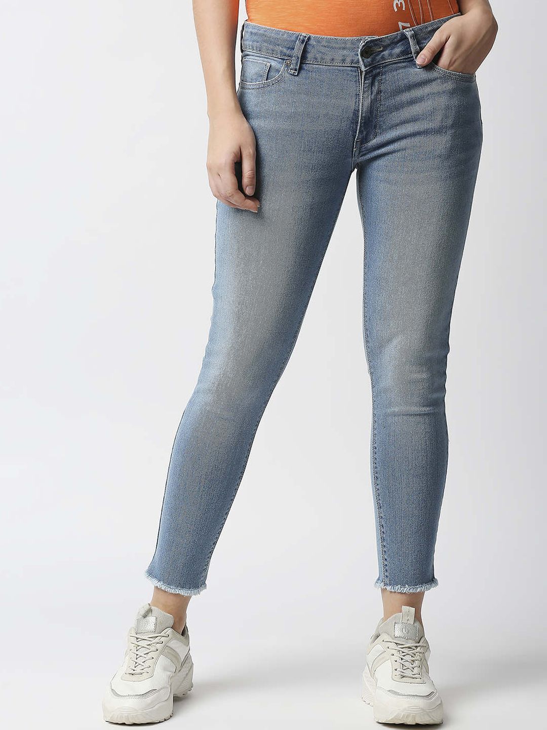 Pepe Jeans Women Blue Skinny Fit Heavy Fade Jeans Price in India