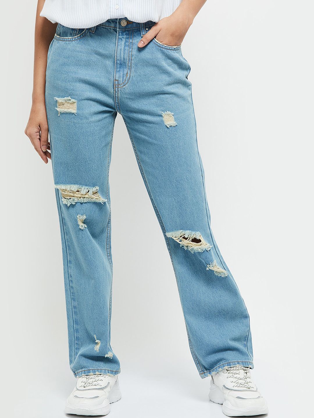 max Women Blue Mildly Distressed Light Fade Jeans Price in India