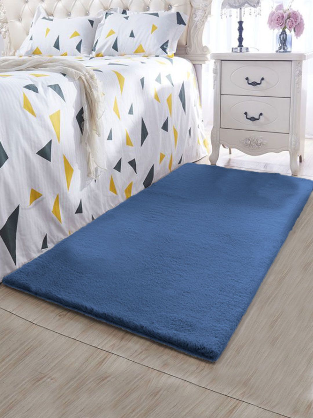 LUXEHOME INTERNATIONAL Blue Solid Floor Runner Price in India