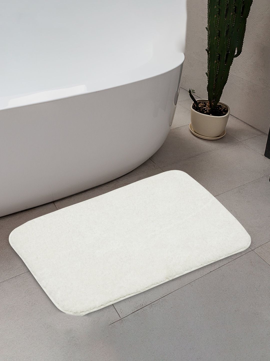 Home Centre Marshmallow White Anti-Skid Bath Mat Price in India