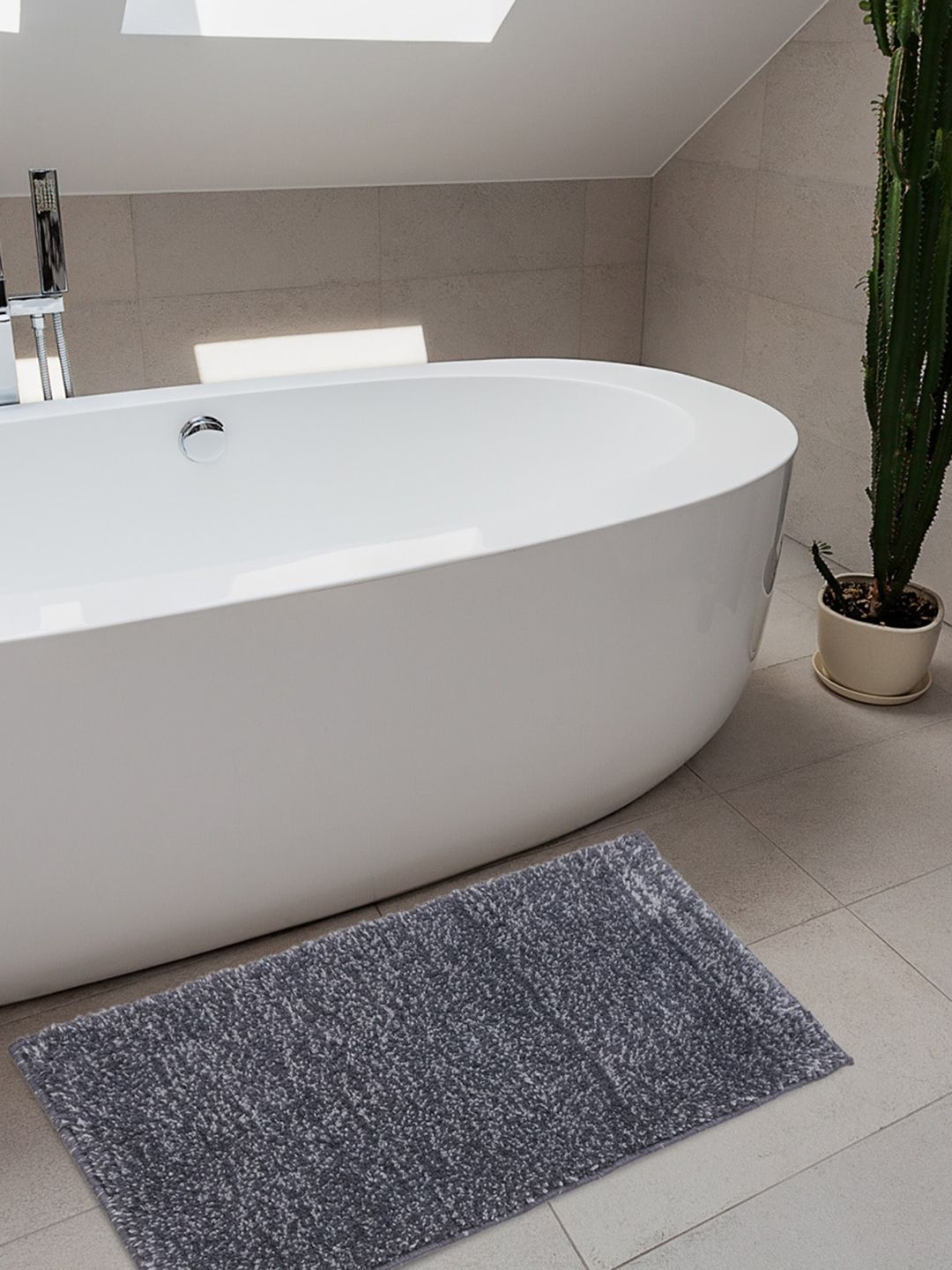 Home Centre Grey Textured Contour Bath Rug Price in India