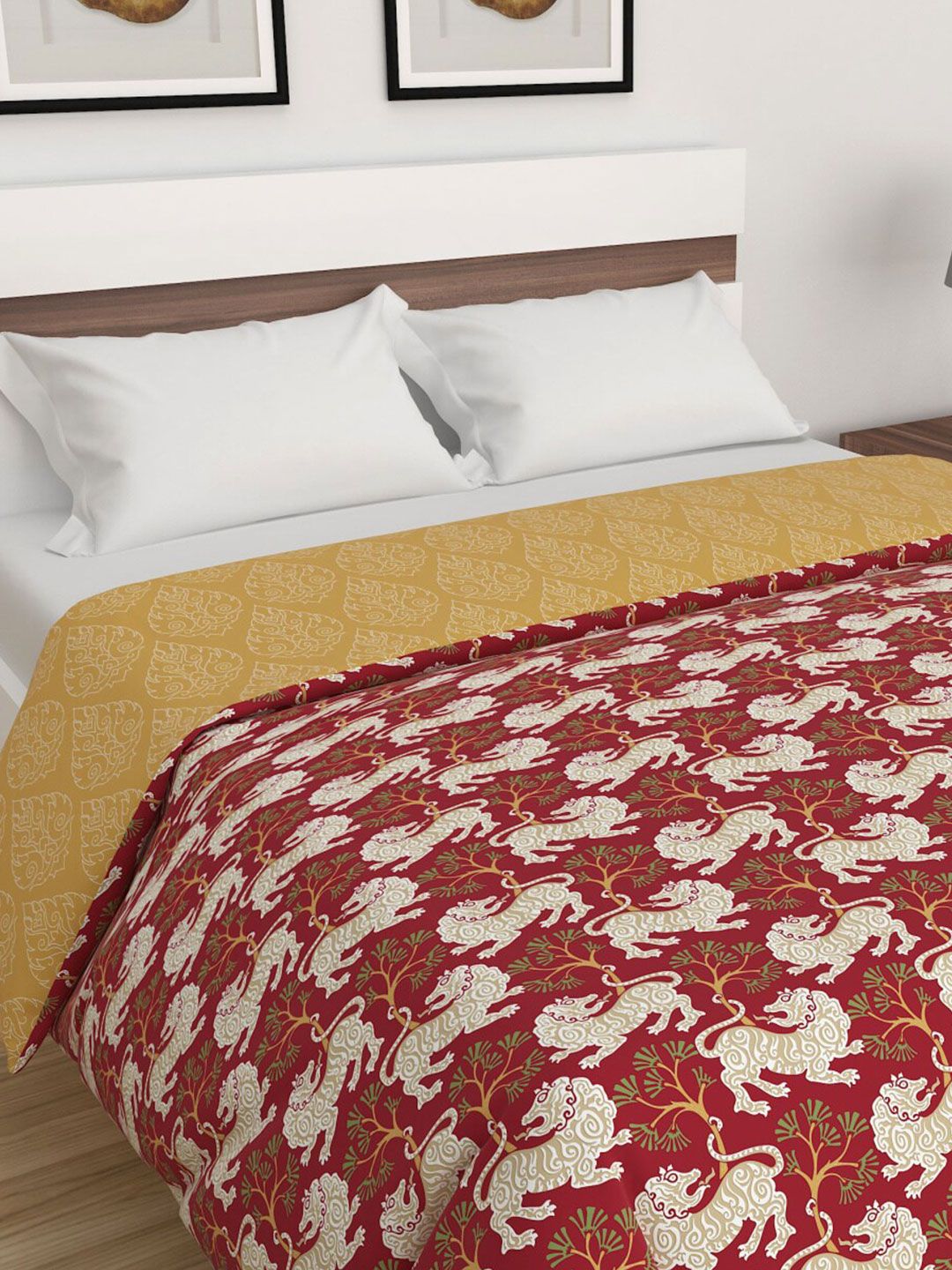 Home Centre Red & Cream-Coloured Mild Winter Double Bed Comforter Price in India