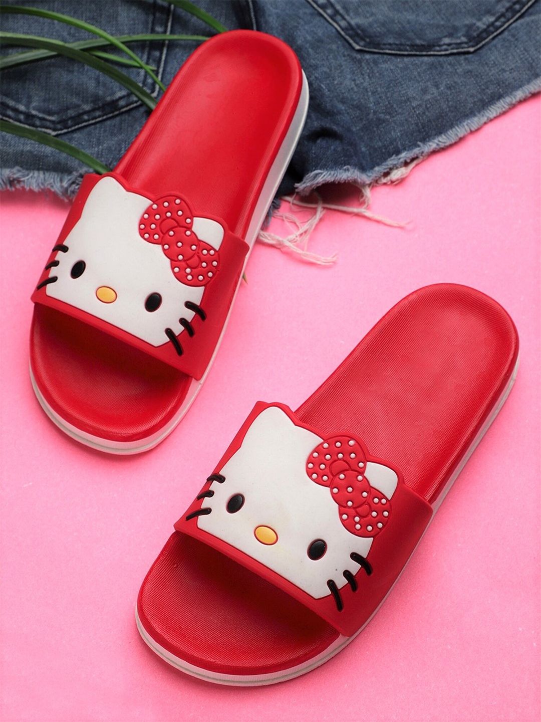 Pampy Angel Women Red & White Kitty Printed Rubber Sliders Price in India