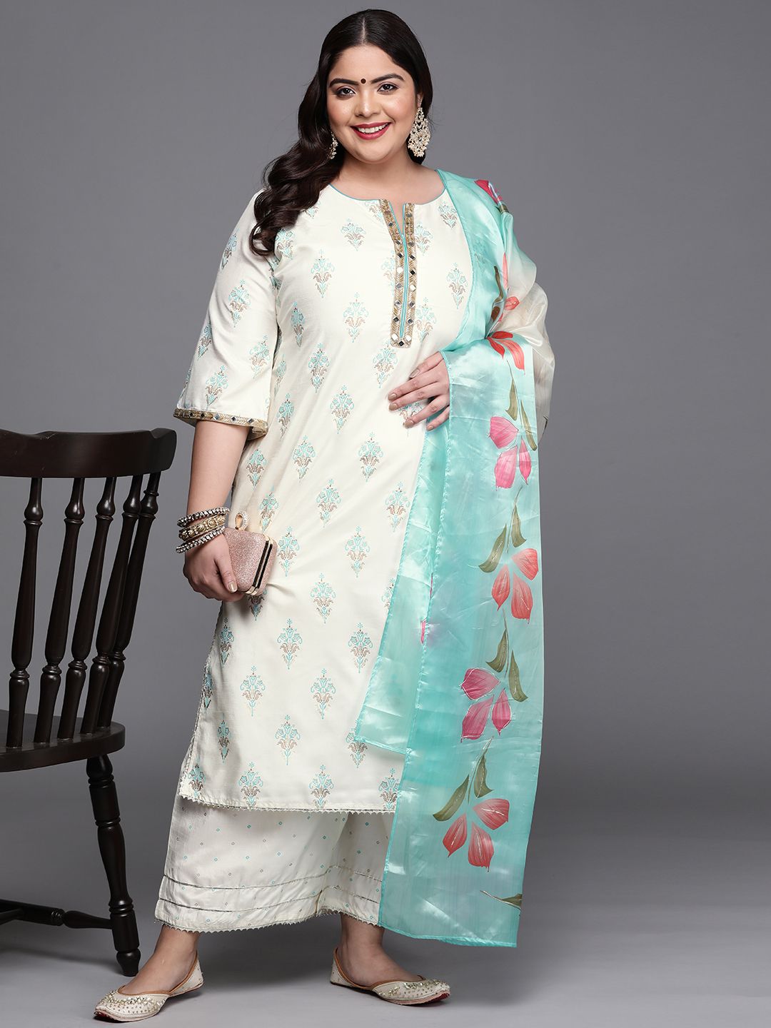 EXTRA LOVE BY LIBAS Women White Floral Printed Plus Size Kurta with Palazzos & Dupatta