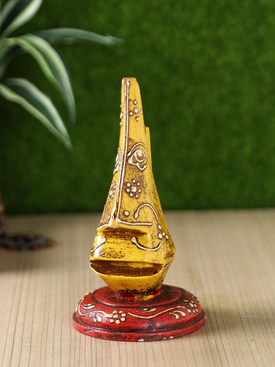 Aapno Rajasthan Yellow & Red Handpainted Wooden Specs Holder Cum Showpiece Price in India
