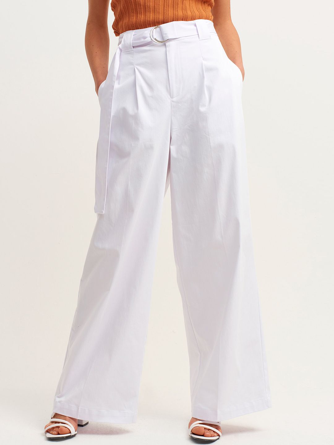 OXXO Women White Solid Pleated Trousers With Belt Price in India