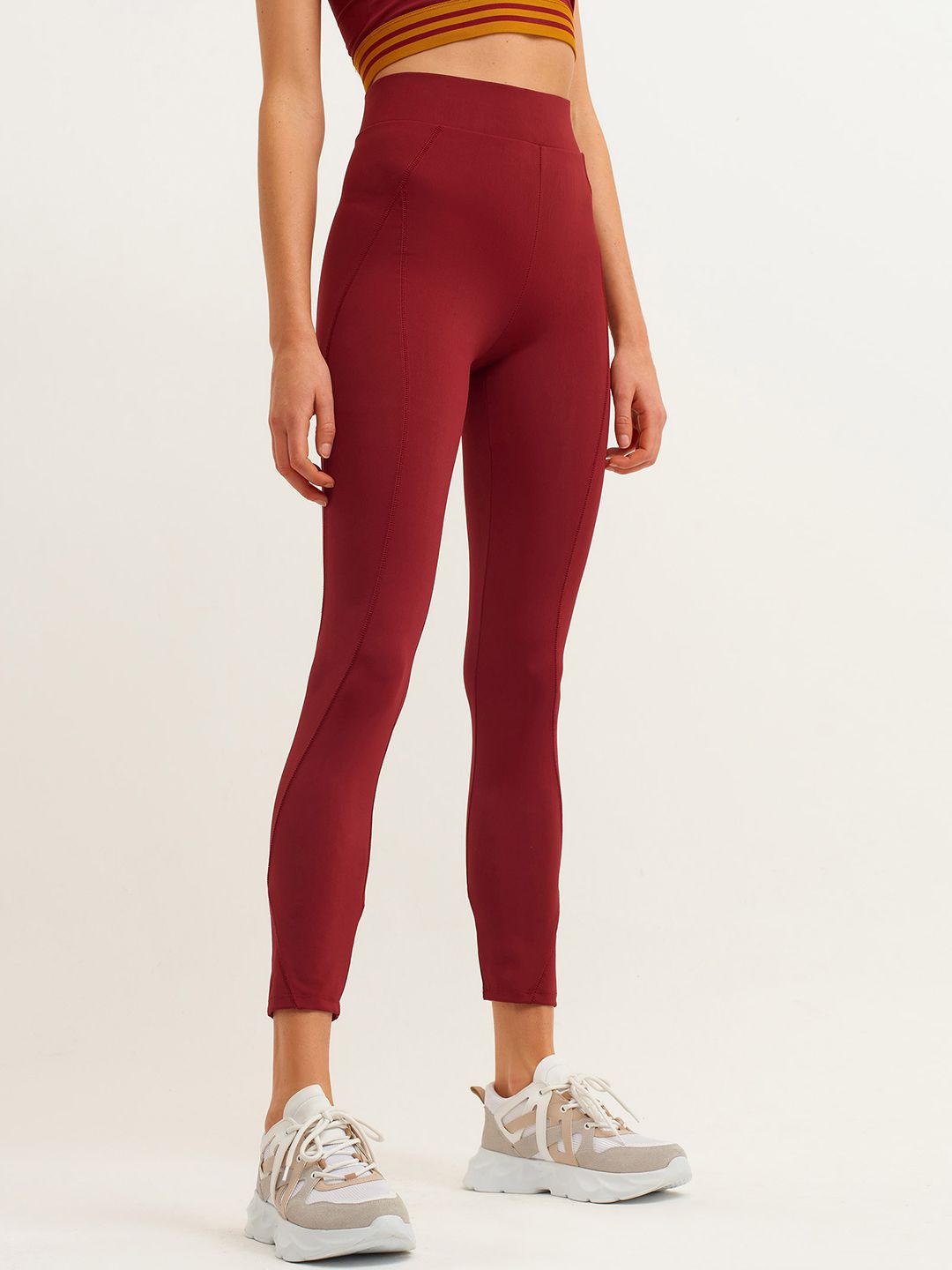 OXXO Women Maroon Solid Tights Price in India