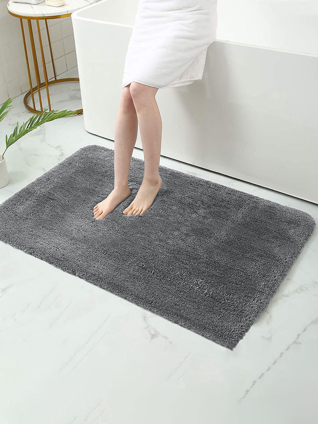 LUXEHOME INTERNATIONAL Grey Solid 2200 GSM Rectangular Bath Rug Price in India