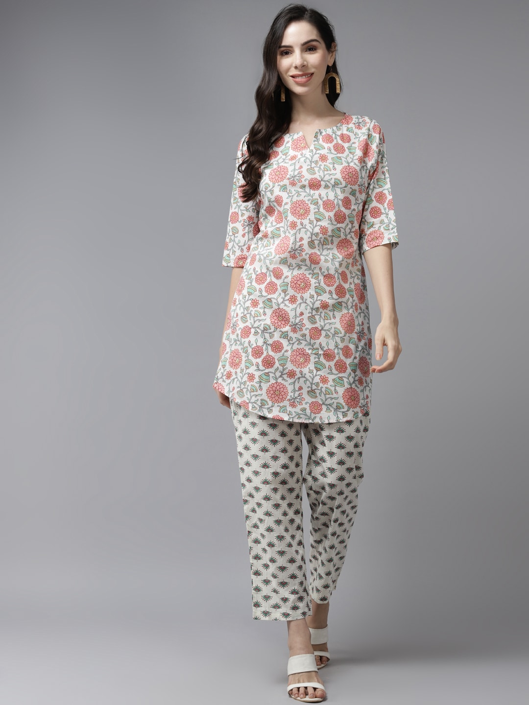 PANIT Women White & Peach-coloured Floral Printed Co-ord Set Price in India