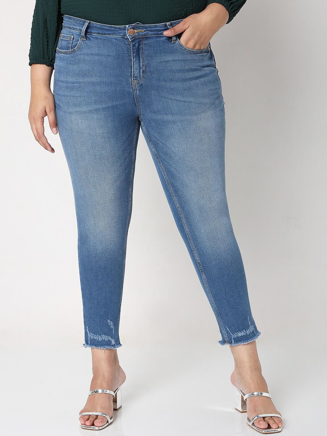 Vero Moda Women Blue High-Rise Mildly Distressed Light Fade Stretchable Jeans Price in India