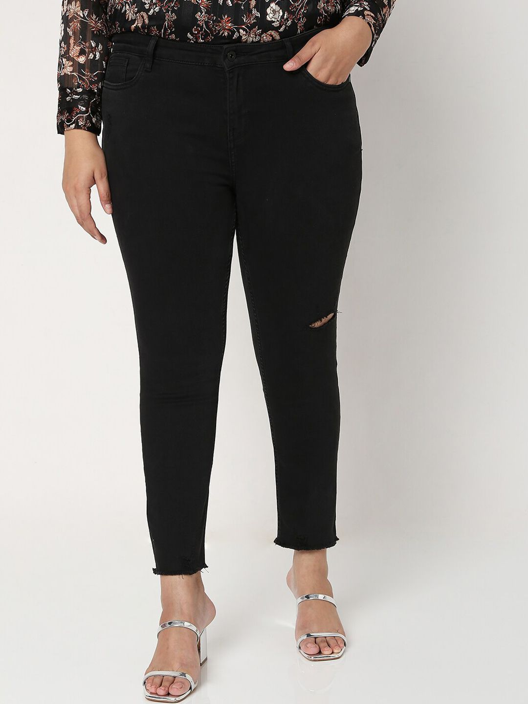 Vero Moda Women Black High-Rise Mildly Distressed Stretchable Jeans Price in India