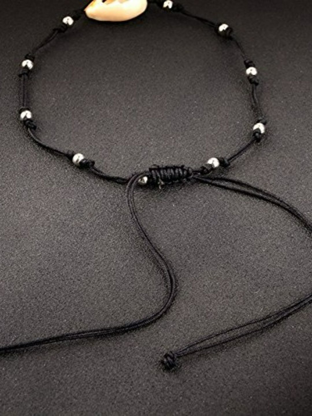 EL REGALO EL REGALO Set of 2 Black & White Beaded Adjustable Anklet
