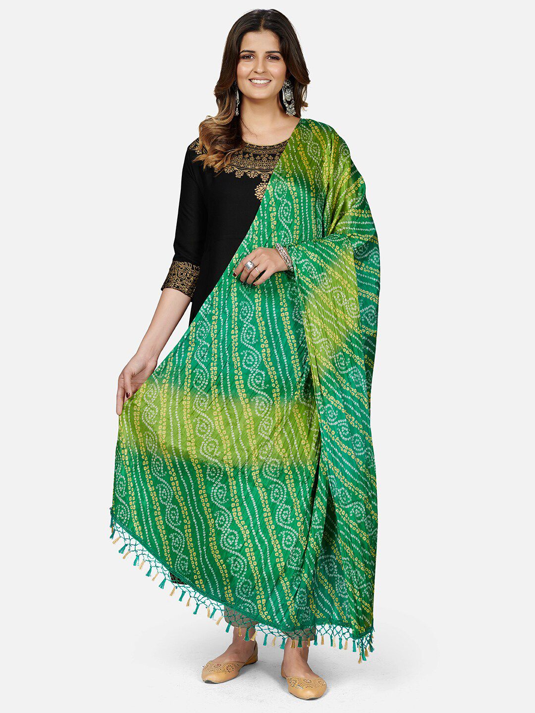 Vbuyz Green & Yellow Printed Pure Silk Bandhani Dupatta Price in India