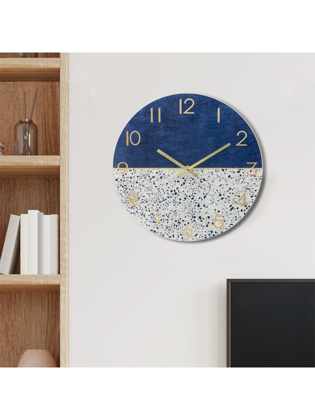 HomeTown Blue & White Colourblocked Contemporary Analogue Wall Clock Price in India