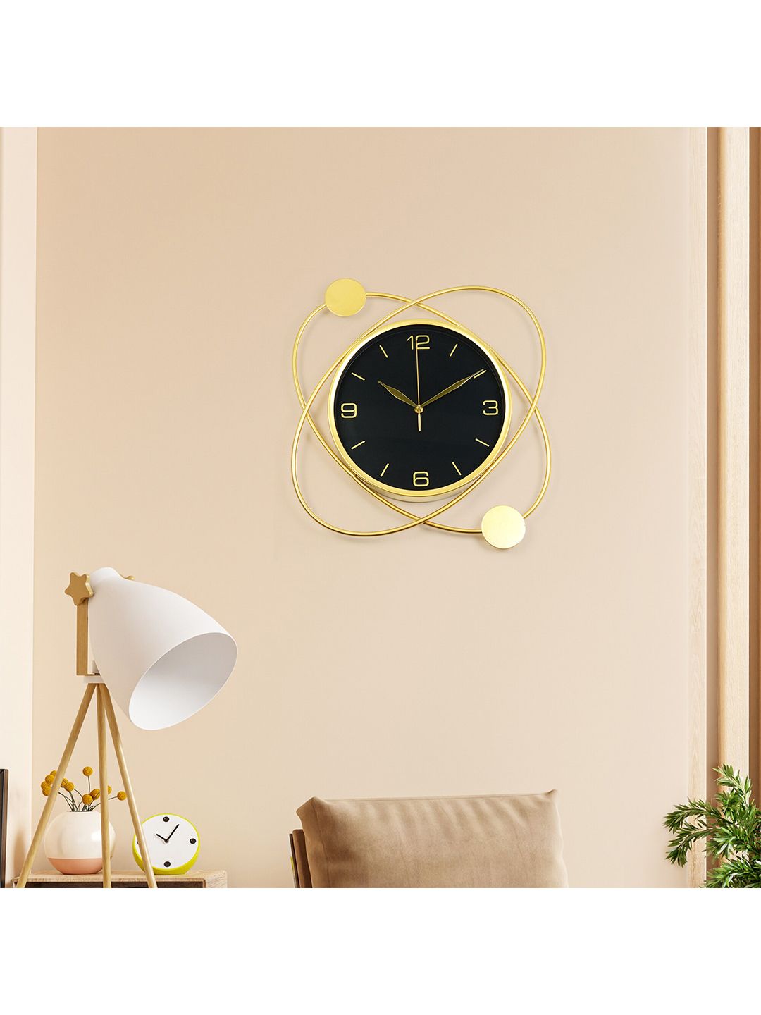 HomeTown Black & Gold-Toned Contemporary Wall Clock Price in India