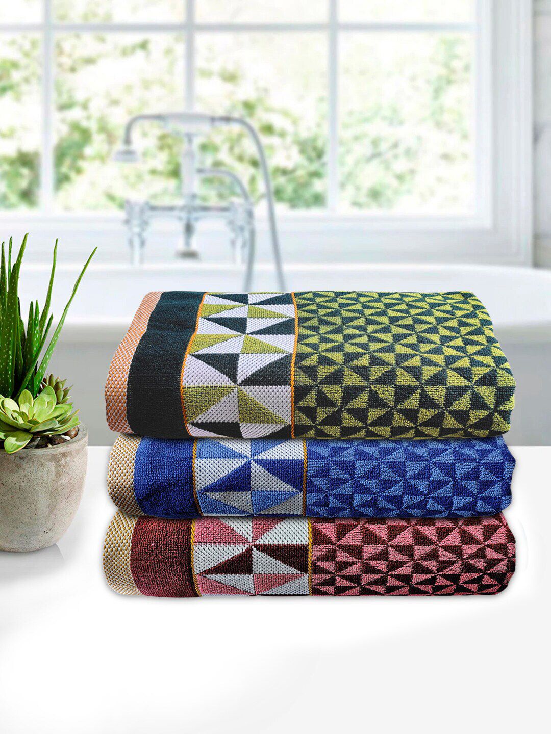 Kuber Industries Set of 3 Printed 400 GSM Pure Cotton Bath Towels Price in India