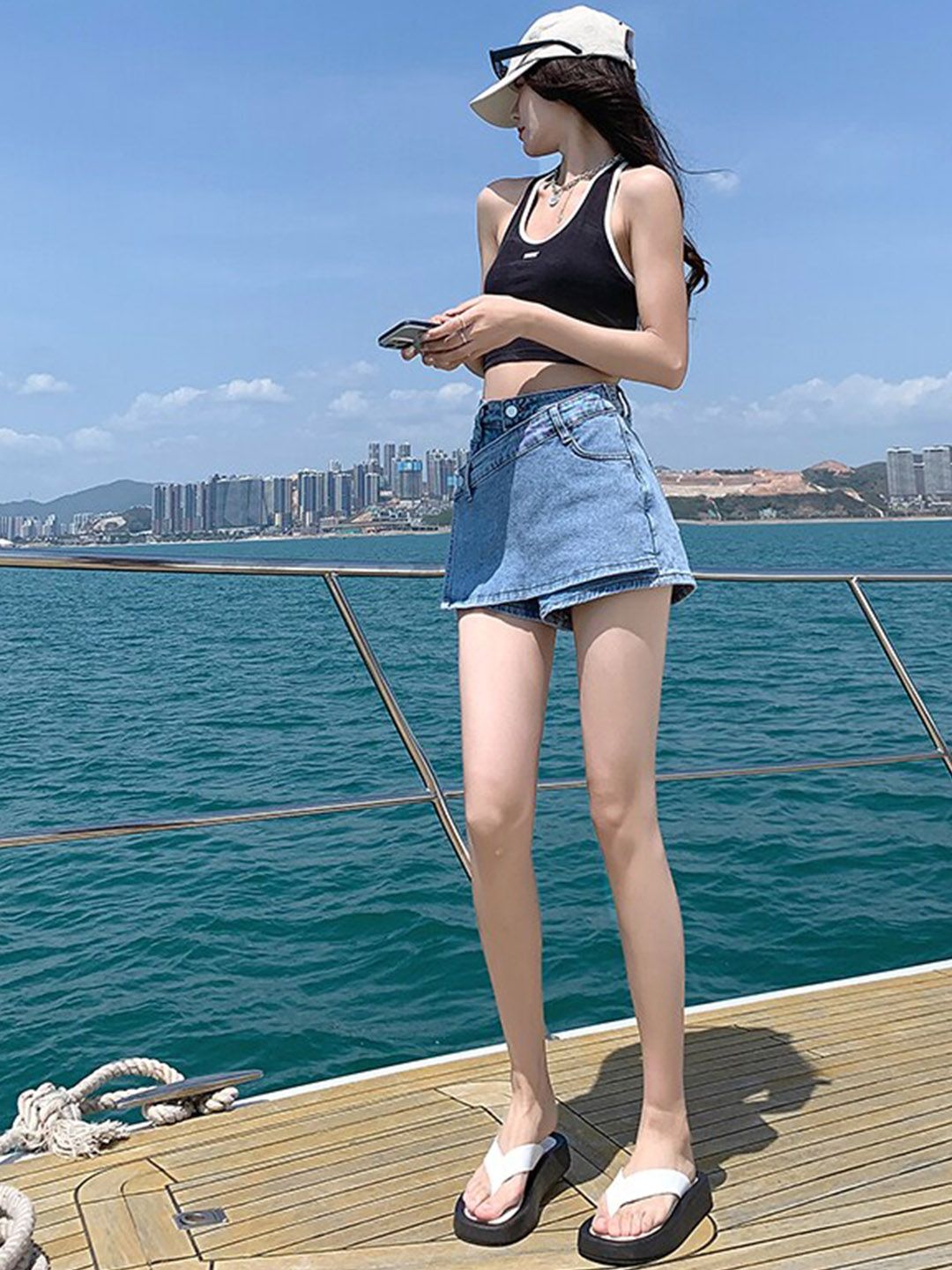 BoStreet Women Blue Washed Denim Shorts