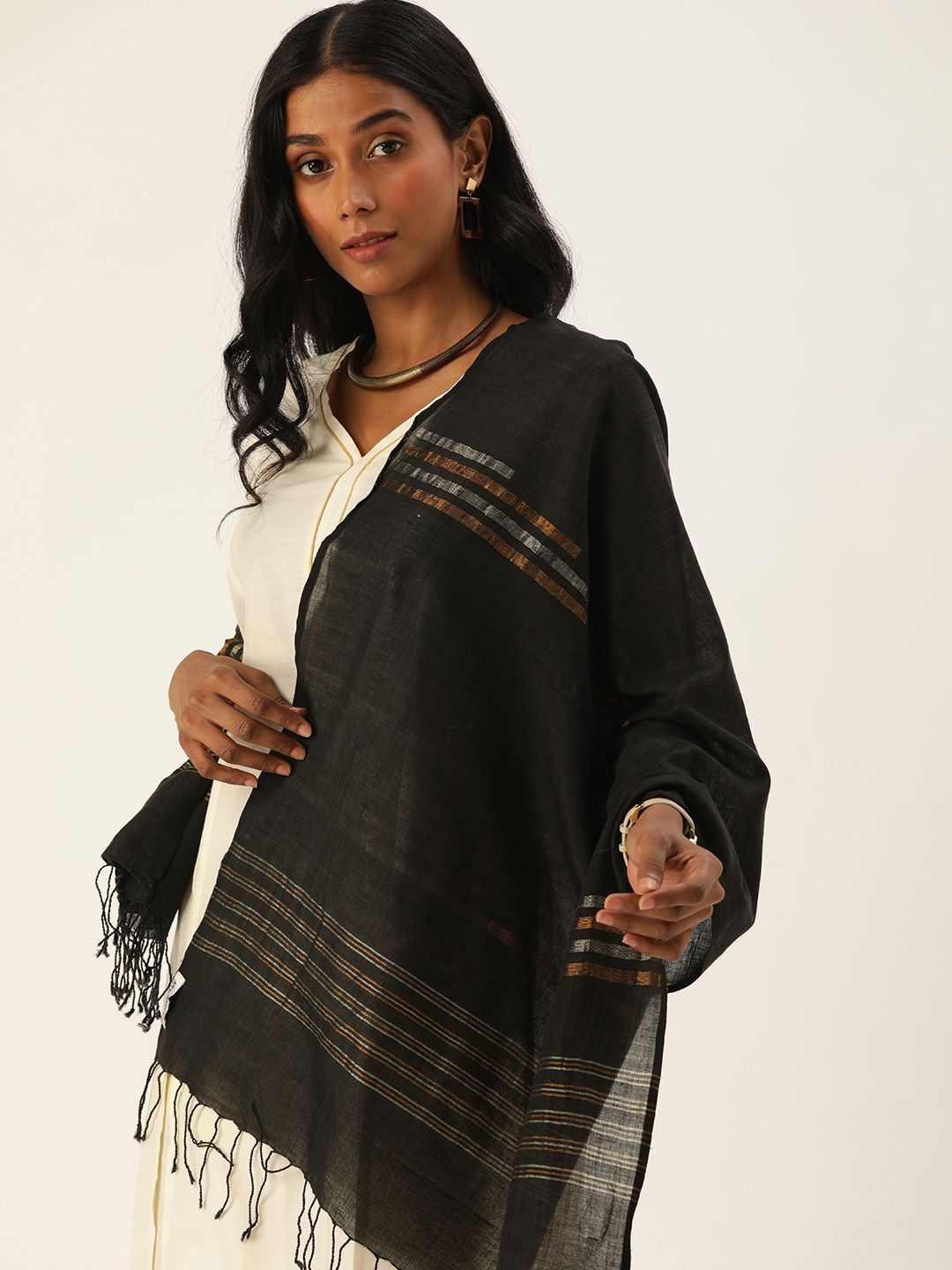ArtEastri Women Black & Silver-Toned Striped Jamdani Stole Price in India