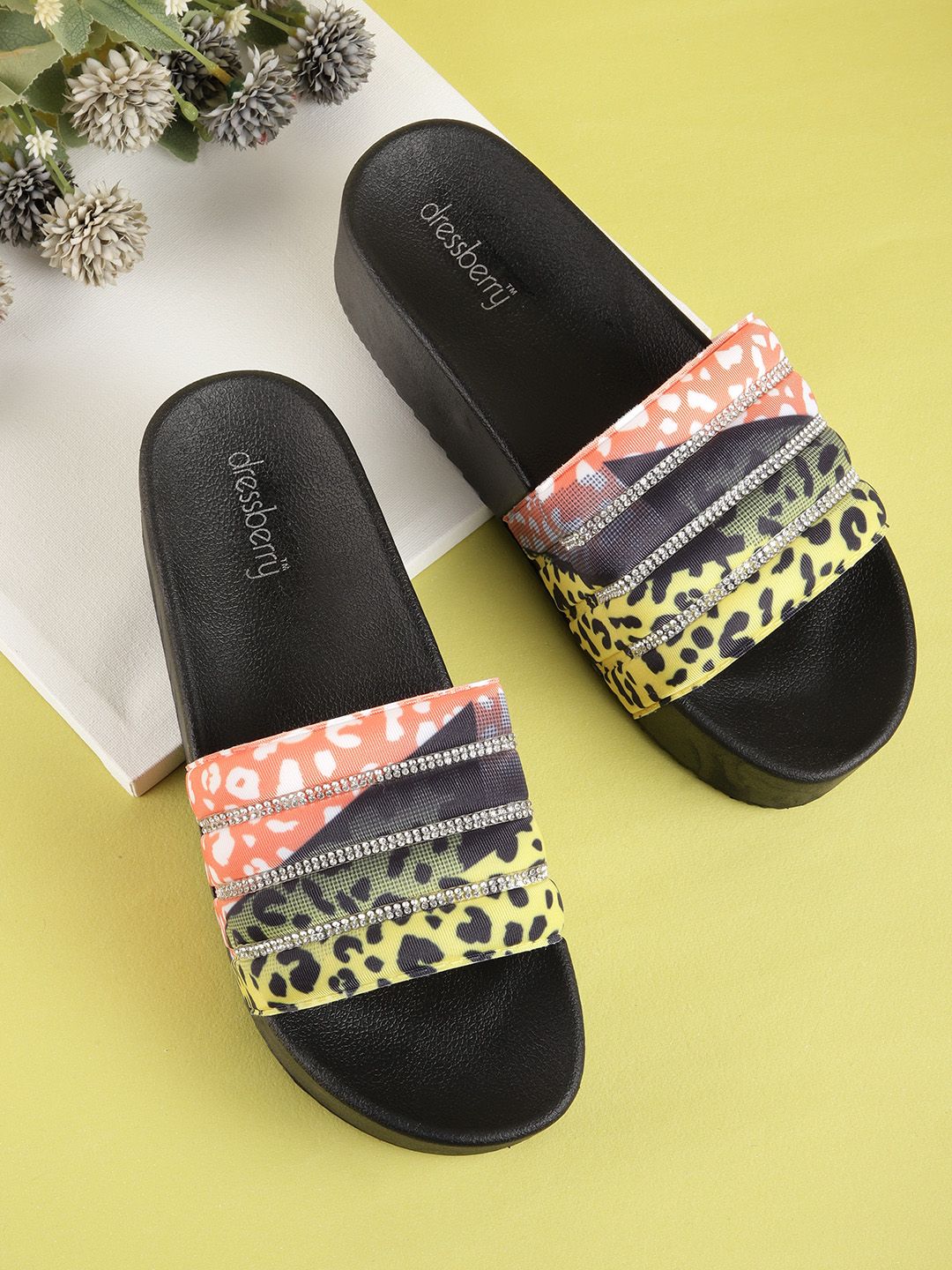 DressBerry Women Black & Yellow Leopard Print Heeled Sliders