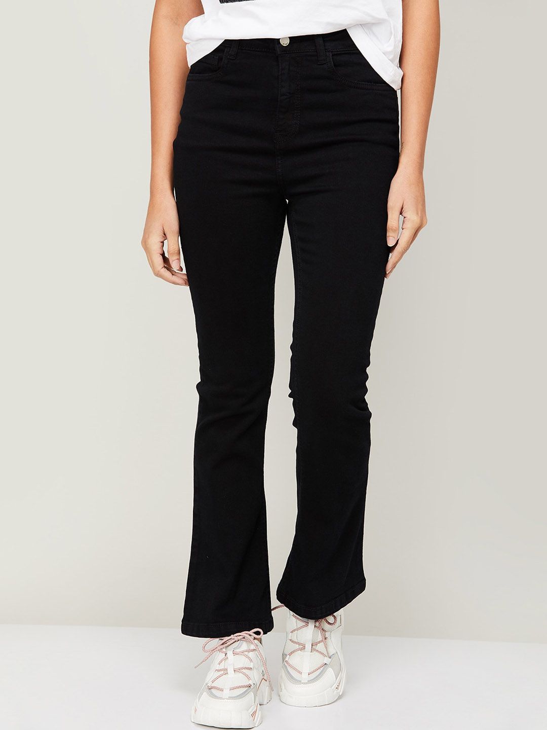 Ginger by Lifestyle Women Black Solid Cotton High-Rise Button and Zip Closure Jeans Price in India