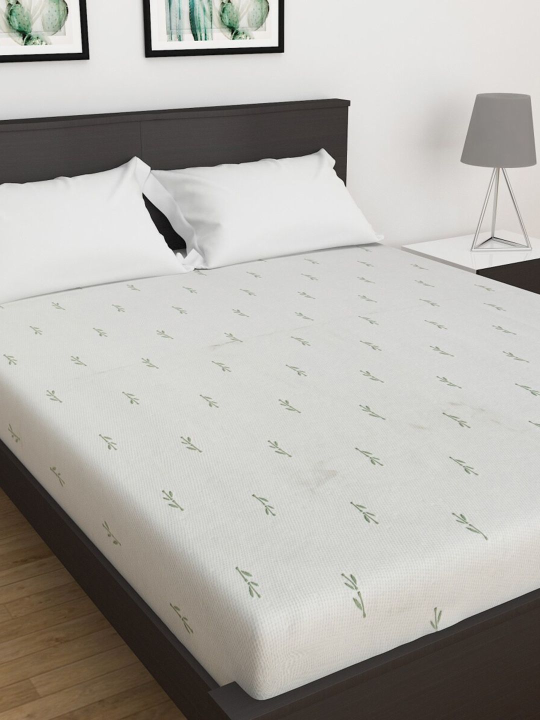 Home Centre White & Green Healthy Living Queen Size Mattress Topper Price in India