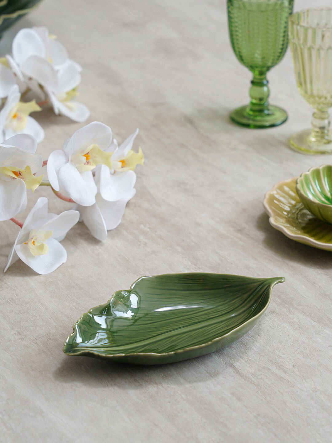 Pure Home and Living Green Ceramic Leaf Shaped Serving Platter Price in India