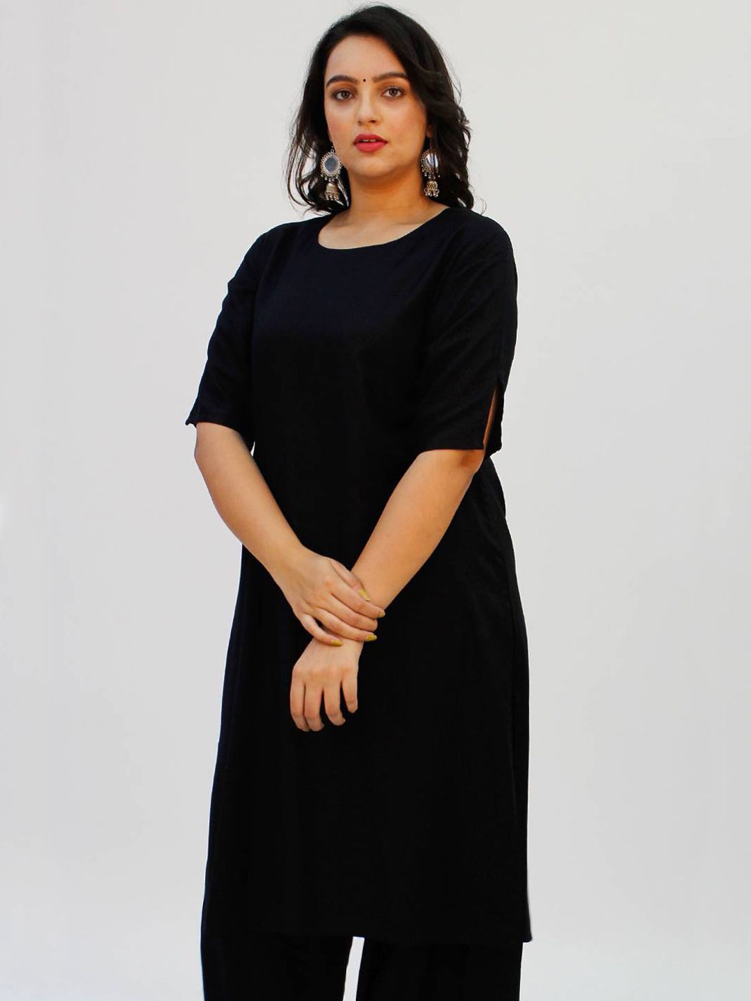 LastInch Women Black Solid Round neck Knee Length Kurta Price in India