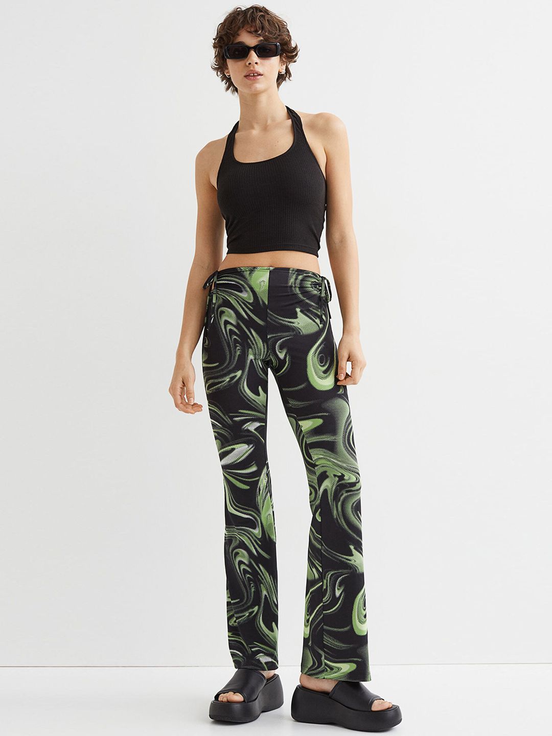 H&M Women Green Cut-Out-Detail Patterned Trousers Price in India