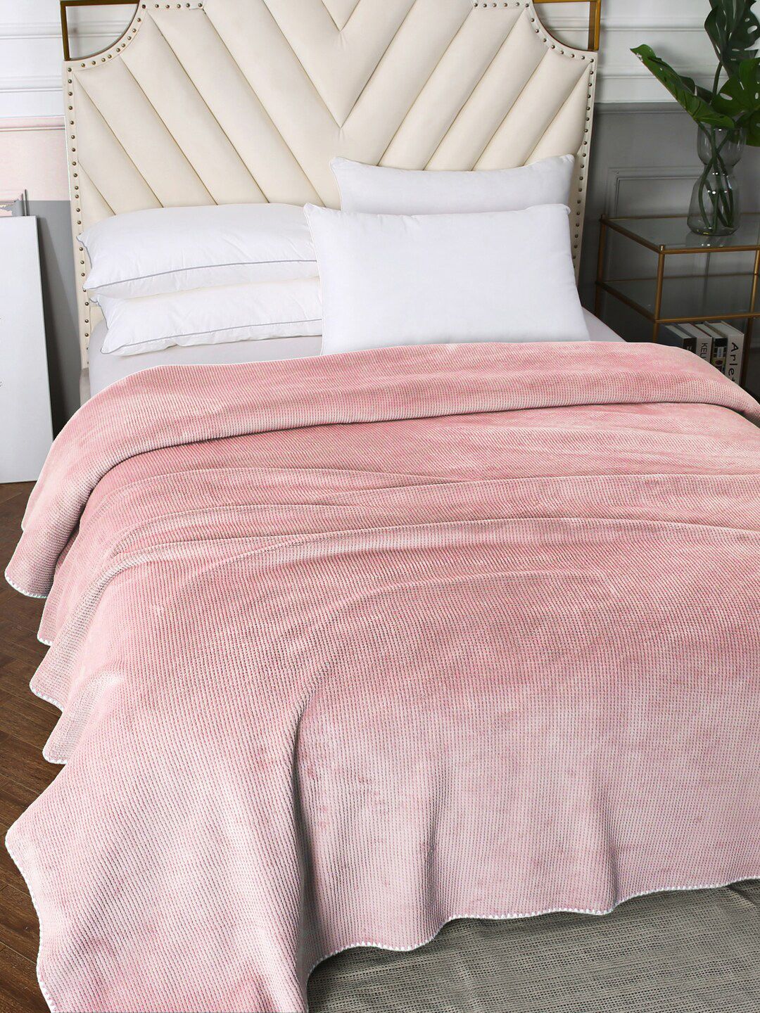 URBAN DREAM Pink AC Room 210 GSM Double Bed Blanket Price in India