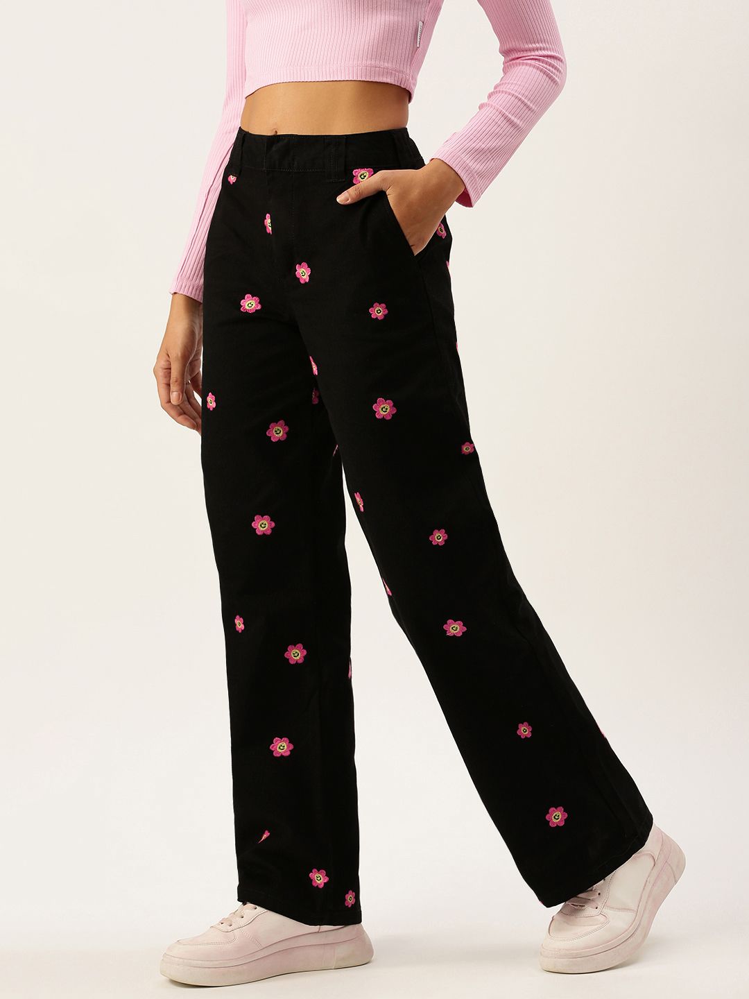 FOREVER 21 Women Black & Pink Printed Jeans Price in India