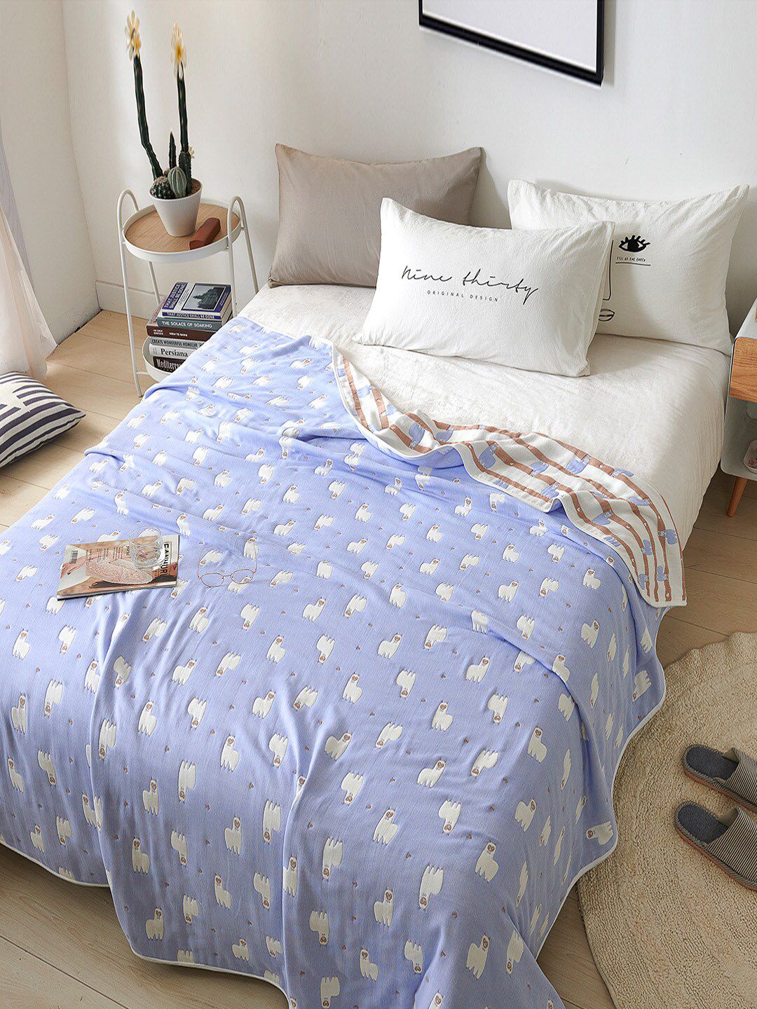 JC Collection Blue & White Summer 350 GSM Single Bed Blanket Price in India