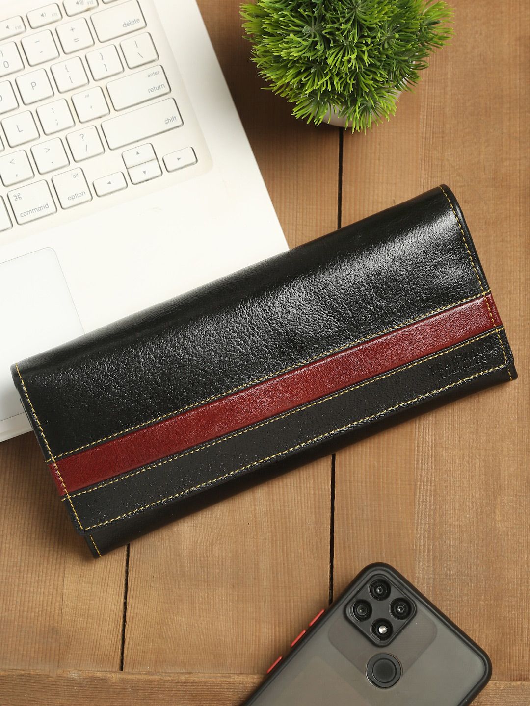 Teakwood Leathers Women Black & Maroon Leather Three Fold Wallet Price in India