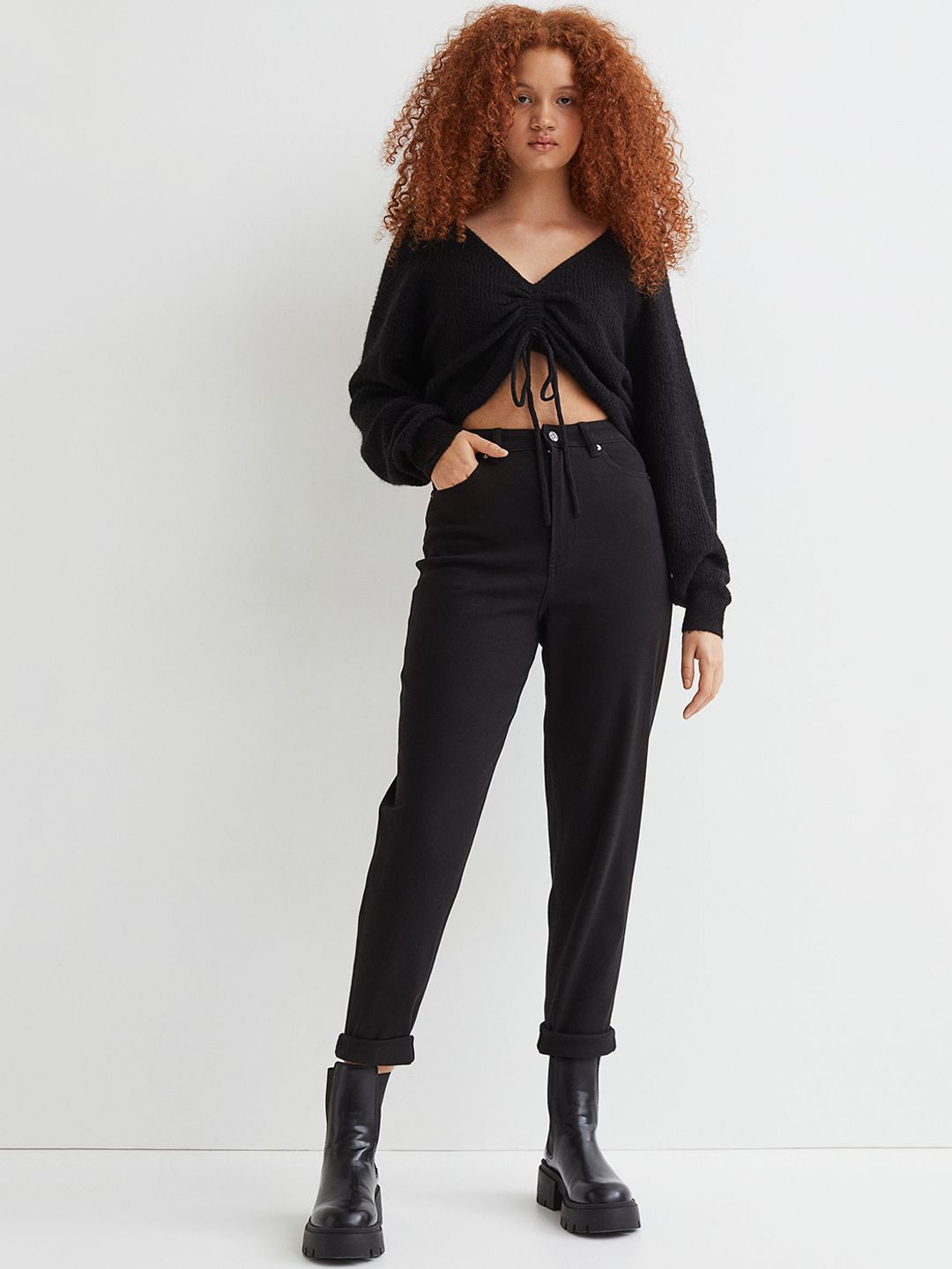 H&M Black Mom Loose Fit Twill Trousers Price in India