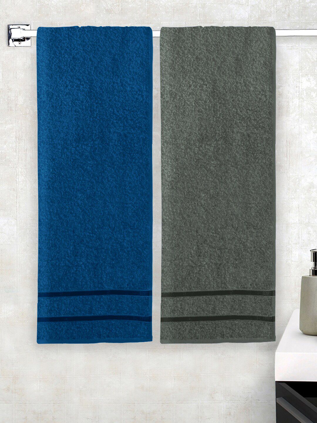 Story@home Charcoal & Navy Blue Set of 2 Solid 450 GSM Pure Cotton Bath Towels Price in India