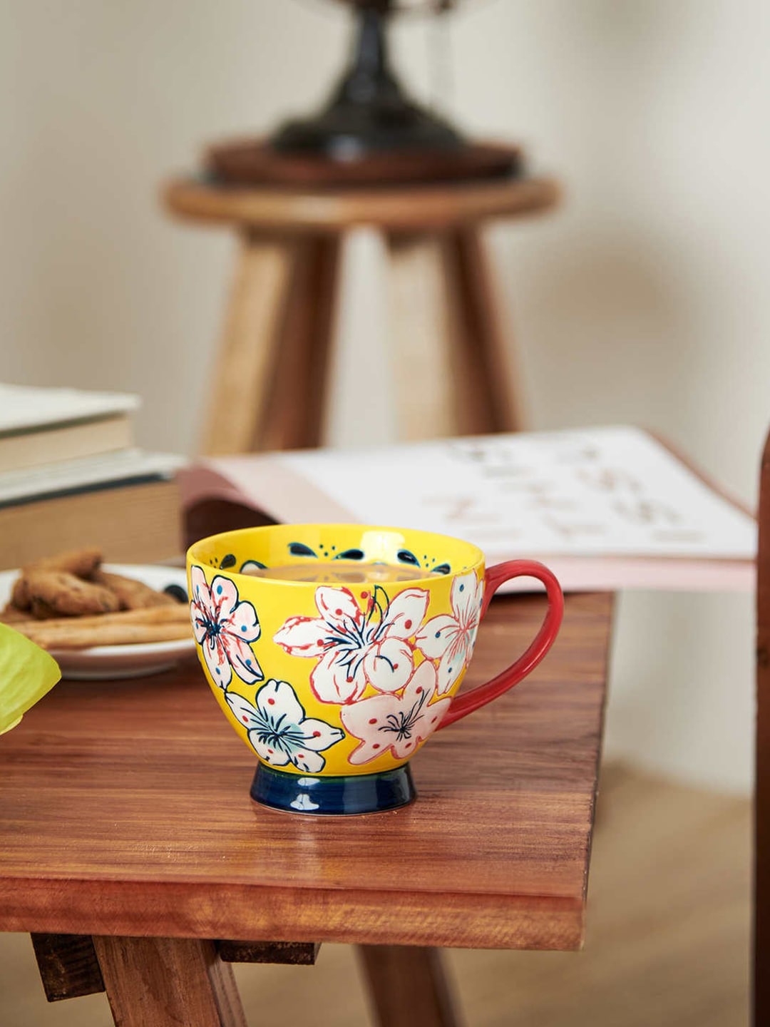 Chumbak Yellow & White Hibiscus Printed Ceramic Glossy Mug Price in India