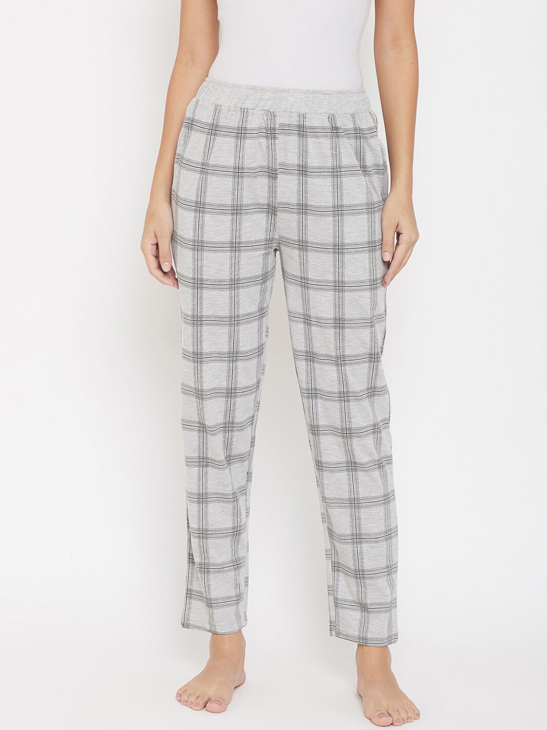 Okane Women Grey Checked Lounge Pants Price in India