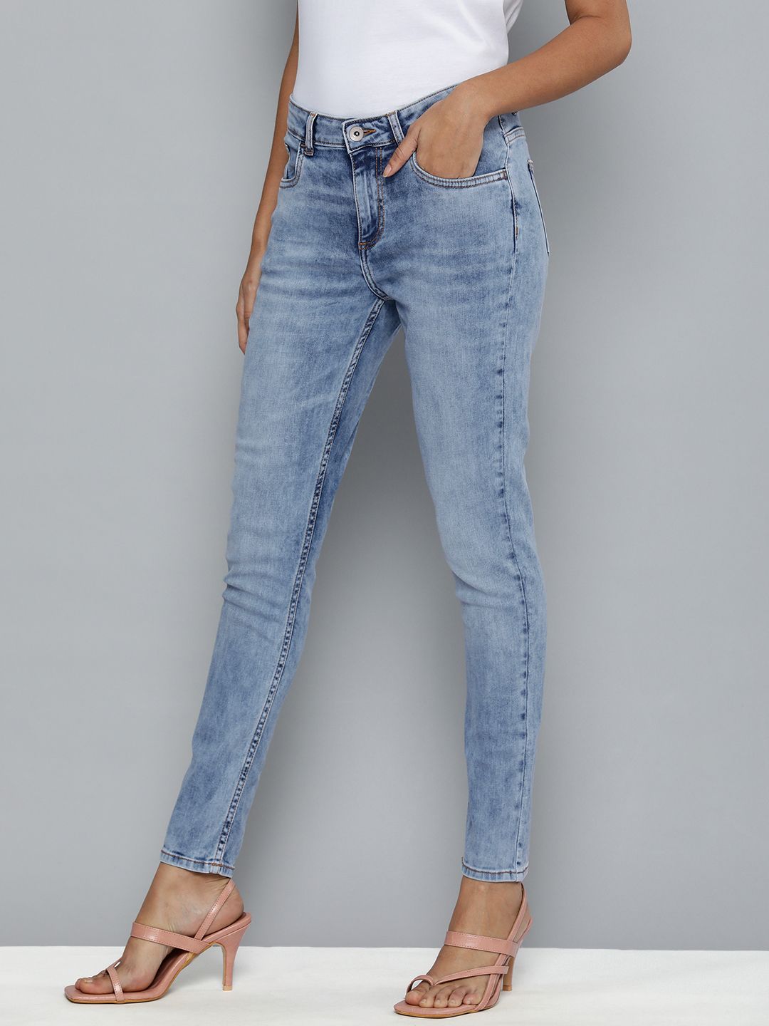 Flying Machine Women Blue Veronica Skinny Fit Heavy Fade Stretchable Jeans Price in India