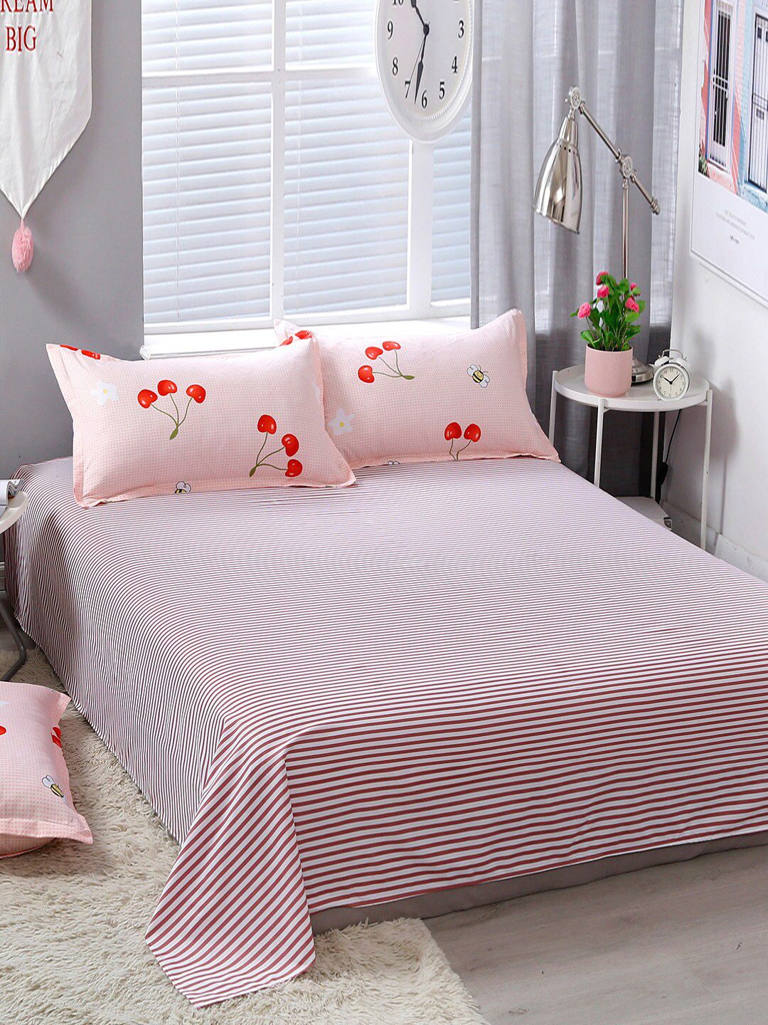 JC Collection Pink & White Printed Double King Bedding Set Price in India