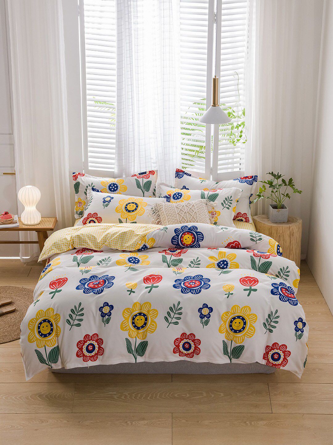 JC Collection Yellow & White Printed Double King Bedding Set With Quilt Cover Price in India