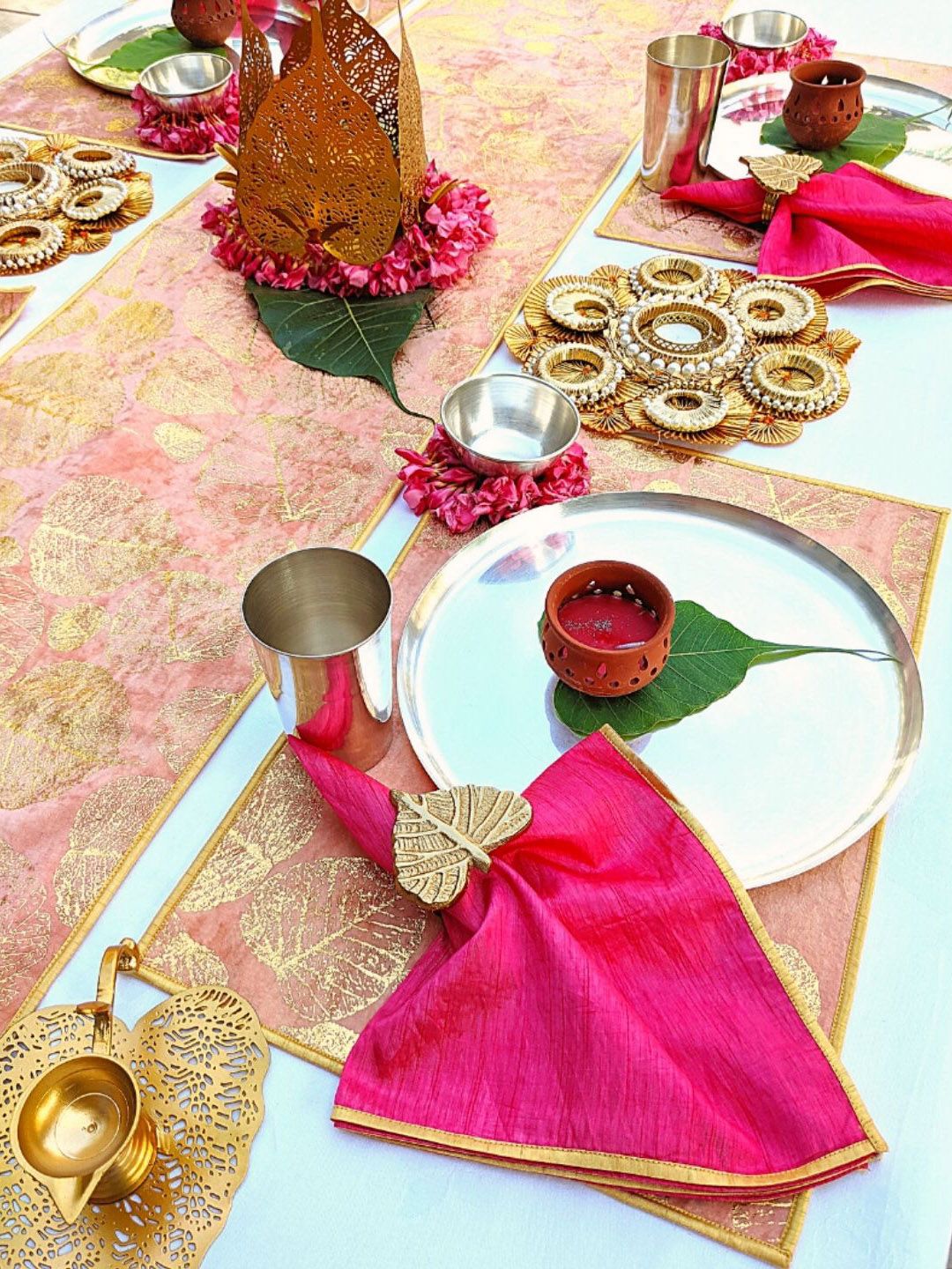 Vpop Peach 6-Seater Table Placemats With Decor Set Price in India
