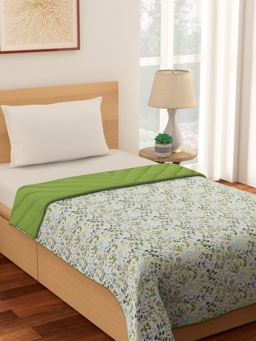 Living scapes by Pantaloons Green & Blue Floral Mild Winter 210 GSM Single Bed Quilt Price in India