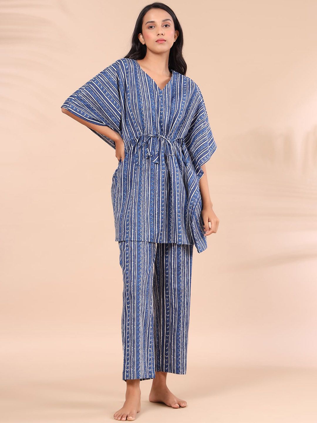 JISORA Women Blue & White Printed Cotton Night Suit Price in India