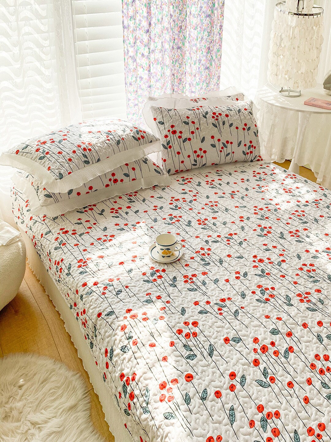 JC Collection White & Red Printed Double King Bed Cover with 2 Pillow Covers Price in India