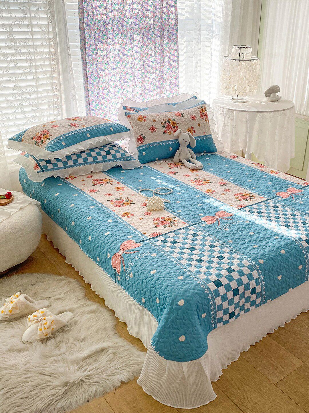 JC Collection Blue & White Double King Printed Bed Cover Price in India