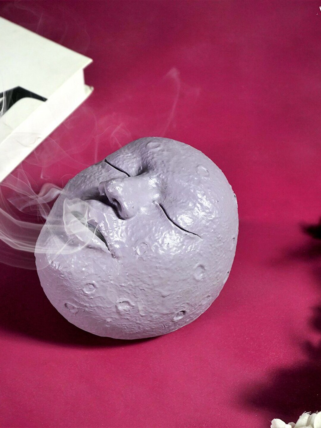 THE ARTMENT Grey Textured Resting Face Incense Holder Price in India