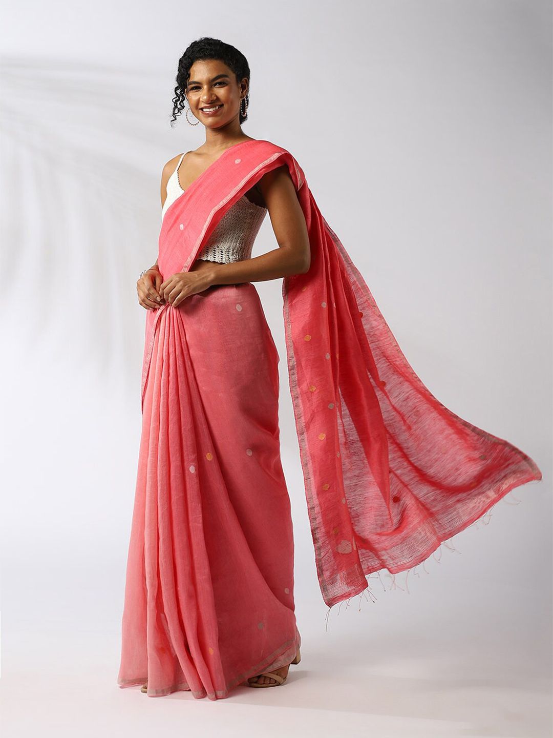 Taneira Pink & Gold-Toned Woven Design Zari Silk Blend Jamdani Saree Price in India